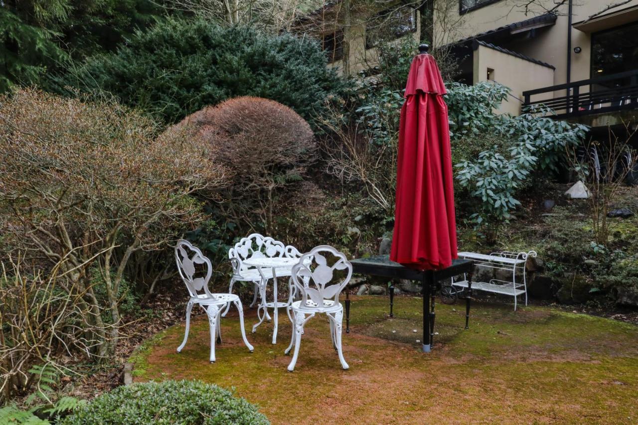 Ajisai Onsen Ryokan - Award Winning Private Open Air Onsen Хаконе Екстериор снимка