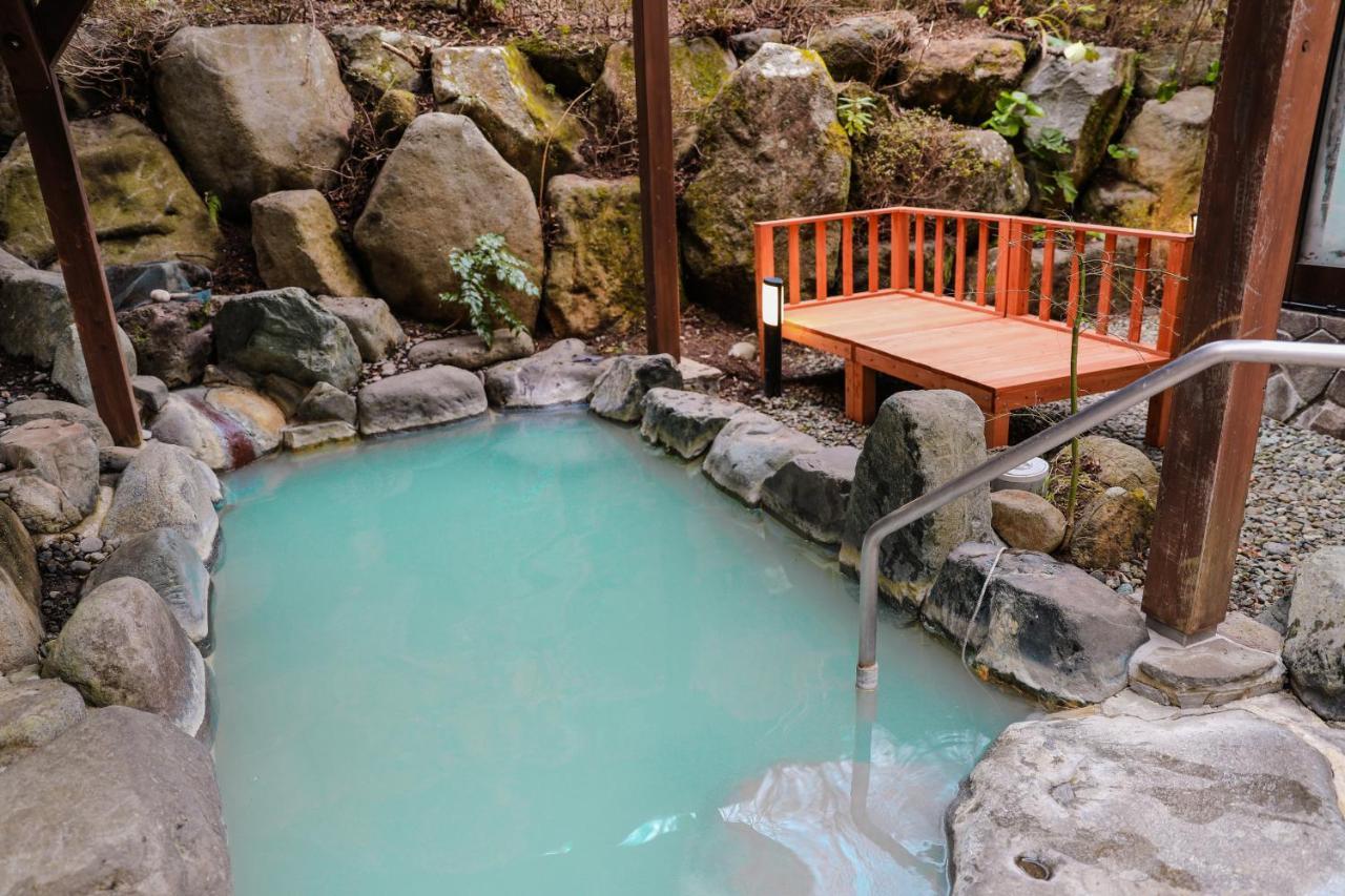 Ajisai Onsen Ryokan - Award Winning Private Open Air Onsen Хаконе Екстериор снимка