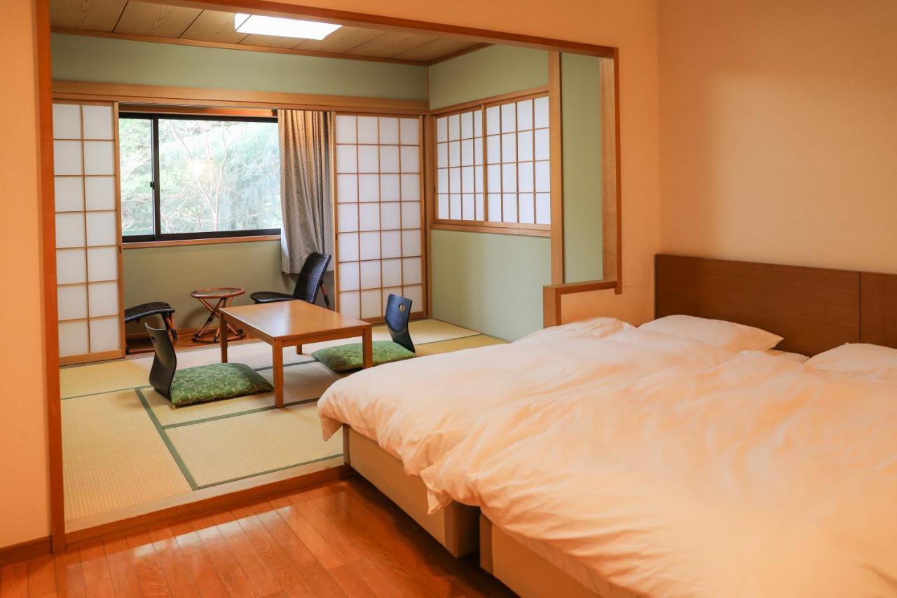 Ajisai Onsen Ryokan - Award Winning Private Open Air Onsen Хаконе Екстериор снимка