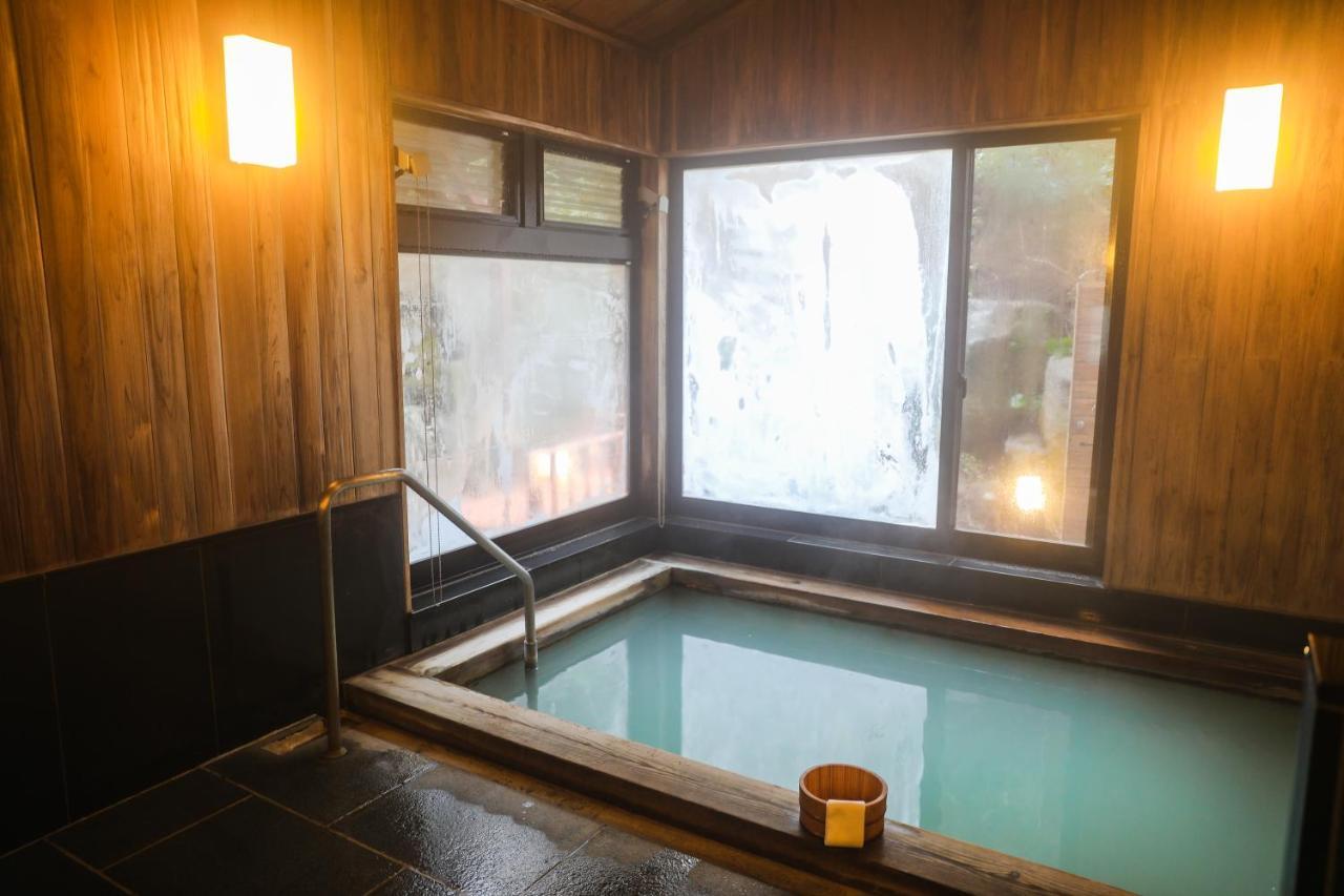 Ajisai Onsen Ryokan - Award Winning Private Open Air Onsen Хаконе Екстериор снимка